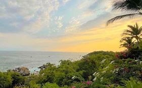 Aguamiel Beach House